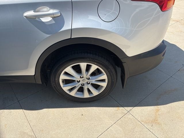 2015 Toyota RAV4 AWD 4dr Limited