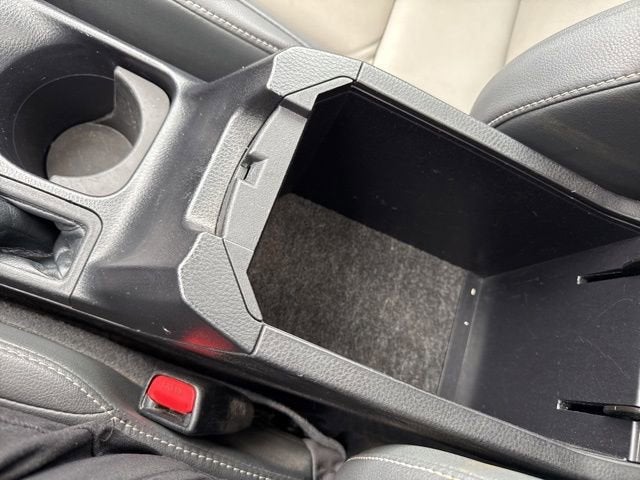 2014 Toyota RAV4 AWD 4dr Limited