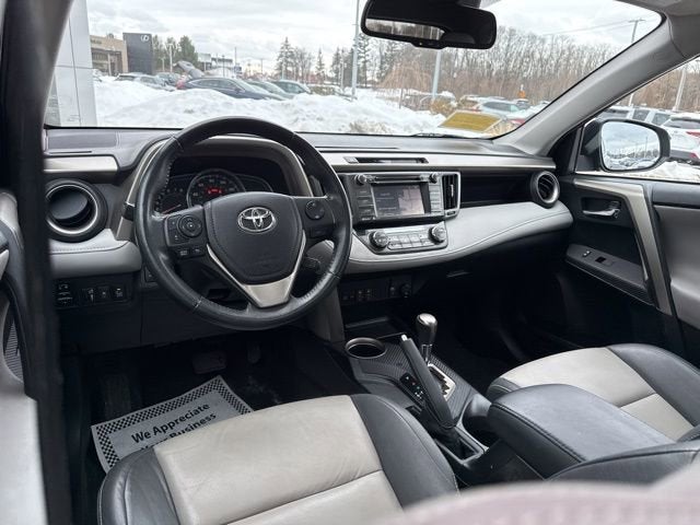 2014 Toyota RAV4 AWD 4dr Limited