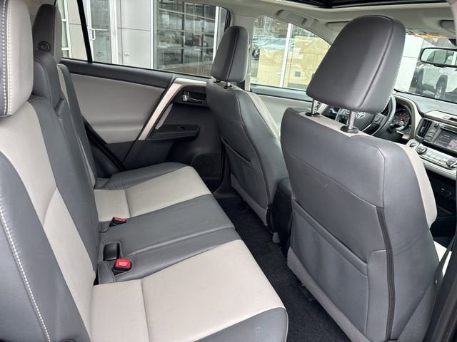 2014 Toyota RAV4 AWD 4dr Limited