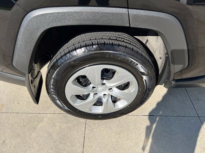 2021 Toyota RAV4 LE AWD