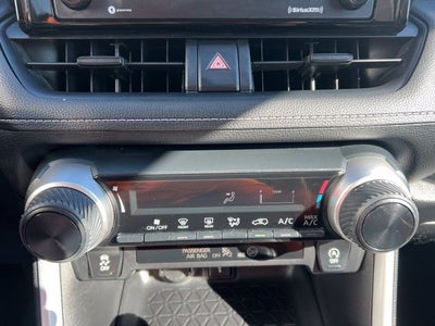2021 Toyota RAV4 LE AWD