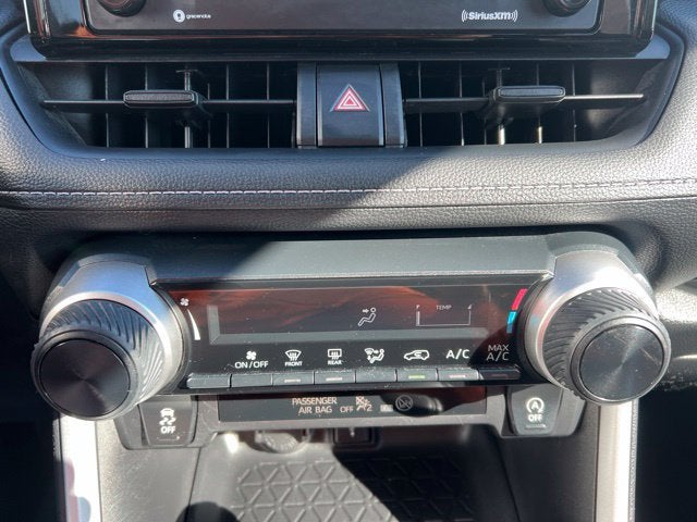 2021 Toyota RAV4 LE AWD