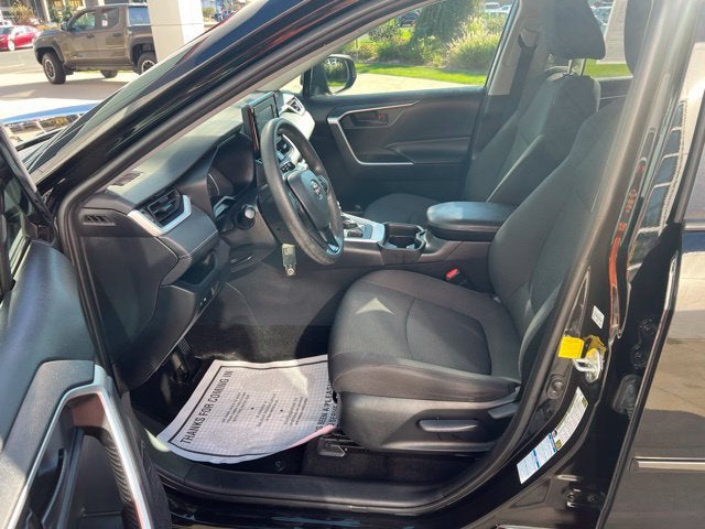 2021 Toyota RAV4 LE AWD