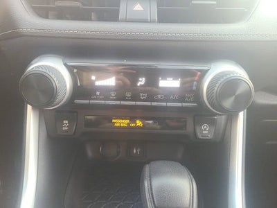 2019 Toyota RAV4 LE AWD