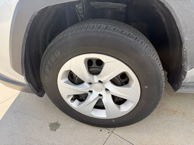 2025 Toyota RAV4 LE AWD