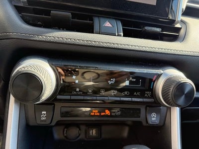 2025 Toyota RAV4 LE AWD