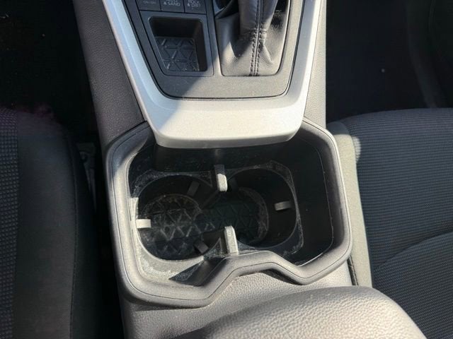 2025 Toyota RAV4 LE AWD