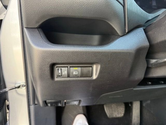 2025 Toyota RAV4 LE AWD