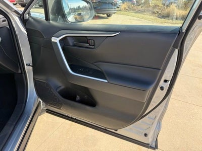 2025 Toyota RAV4 LE AWD