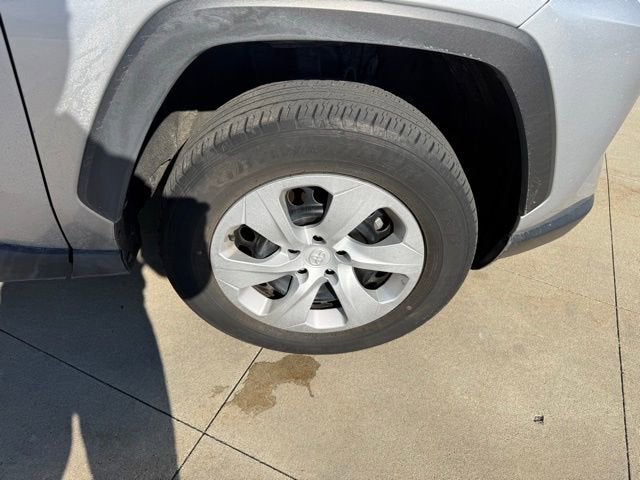 2025 Toyota RAV4 LE AWD