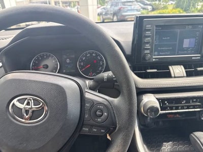 2022 Toyota RAV4 LE AWD
