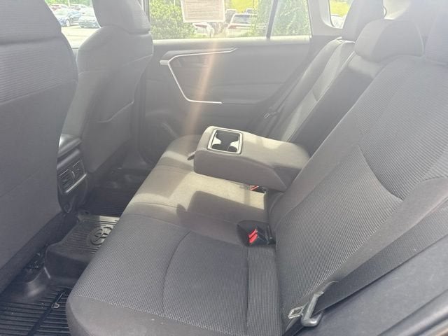2022 Toyota RAV4 LE AWD