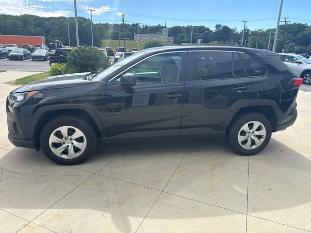 2022 Toyota RAV4 LE AWD