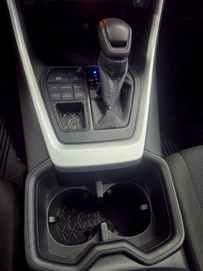 2025 Toyota RAV4 LE AWD