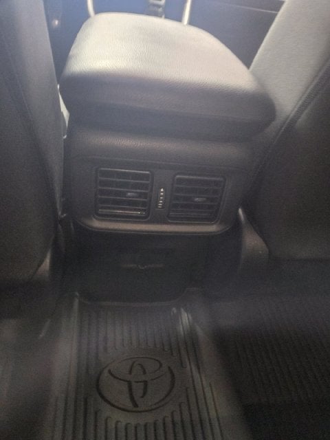 2025 Toyota RAV4 LE AWD