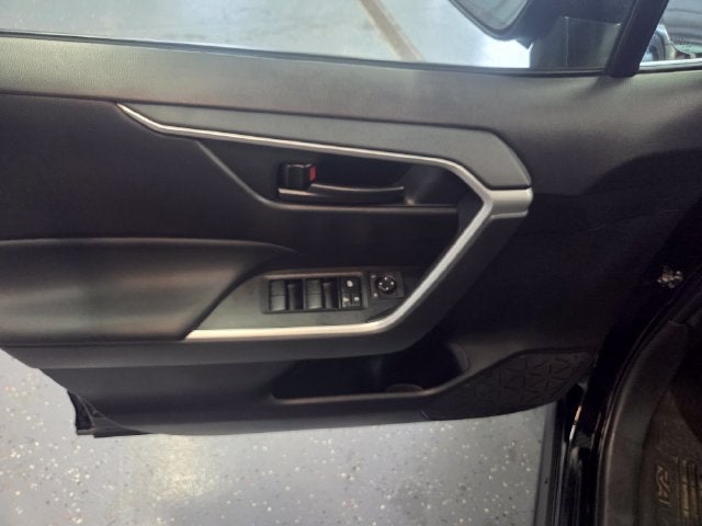 2025 Toyota RAV4 LE AWD