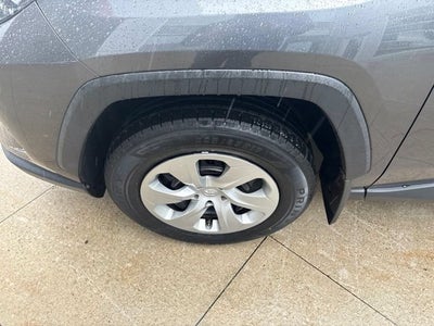 2022 Toyota RAV4 LE AWD