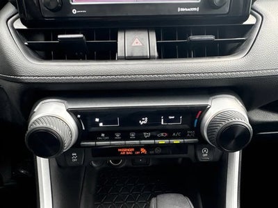 2022 Toyota RAV4 LE AWD
