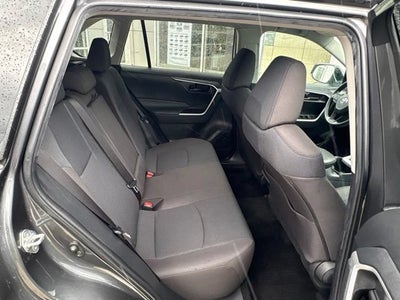 2022 Toyota RAV4 LE AWD