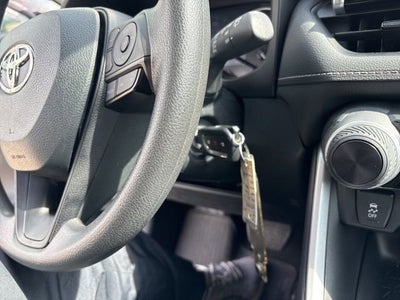 2023 Toyota RAV4 LE FWD