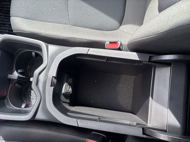 2023 Toyota RAV4 LE FWD