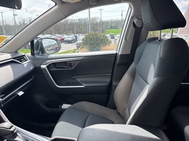 2023 Toyota RAV4 LE FWD