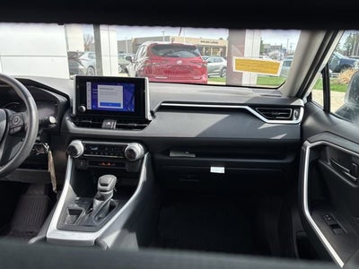2023 Toyota RAV4 LE FWD