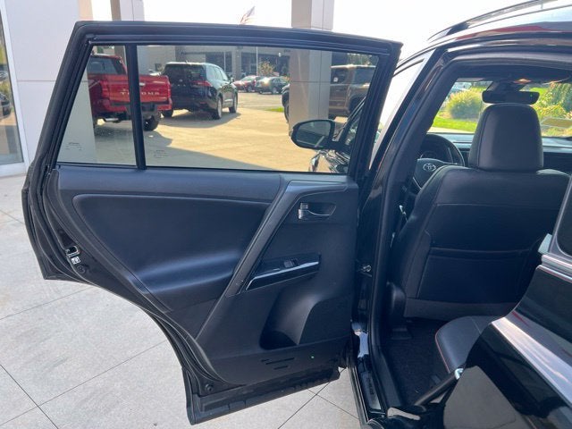 2018 Toyota RAV4 SE AWD