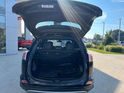 2018 Toyota RAV4 SE AWD