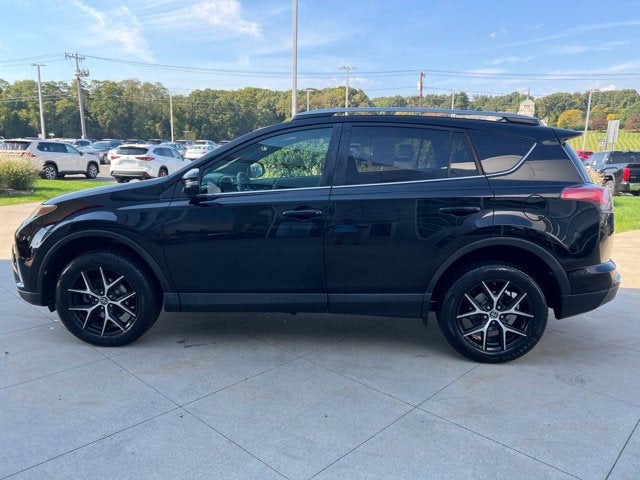 2018 Toyota RAV4 SE AWD