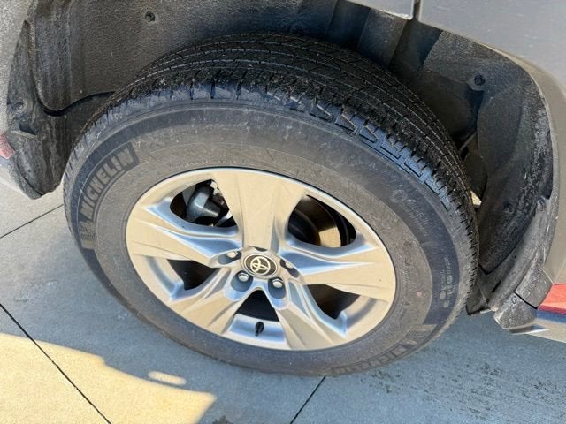 2025 Toyota RAV4 Hybrid Hybrid LE AWD