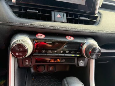 2025 Toyota RAV4 XLE AWD