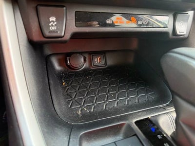 2025 Toyota RAV4 XLE AWD