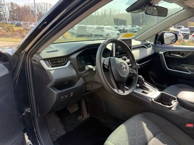 2025 Toyota RAV4 XLE AWD