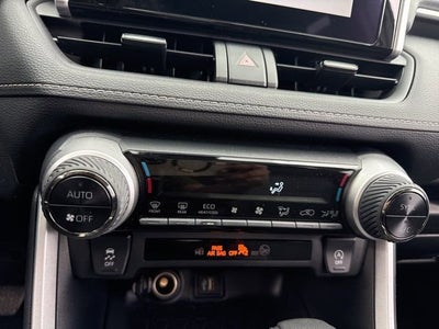 2025 Toyota RAV4 XLE AWD