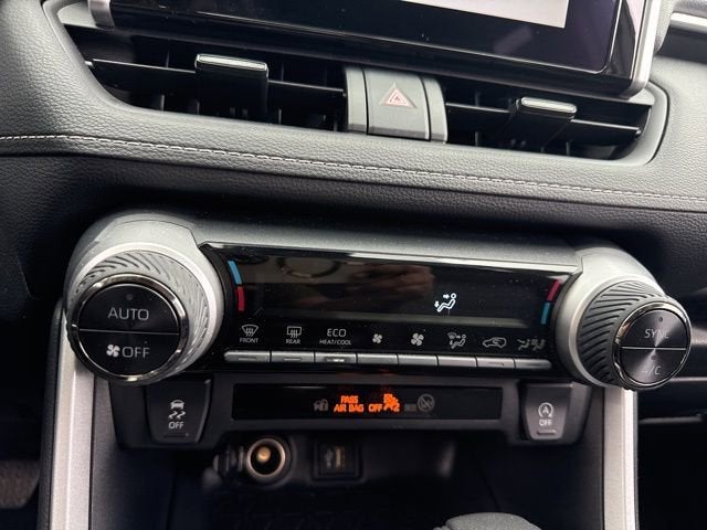 2025 Toyota RAV4 XLE AWD