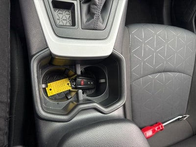 2025 Toyota RAV4 XLE AWD