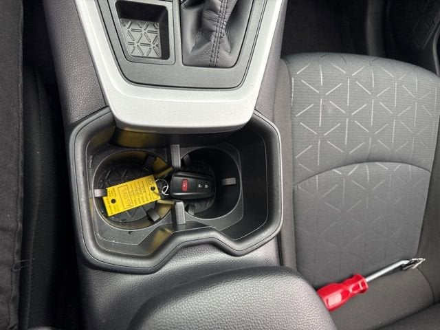 2025 Toyota RAV4 XLE AWD