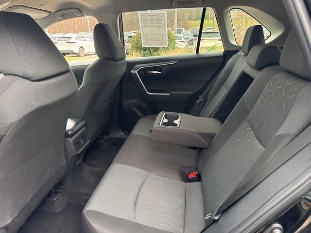 2025 Toyota RAV4 XLE AWD