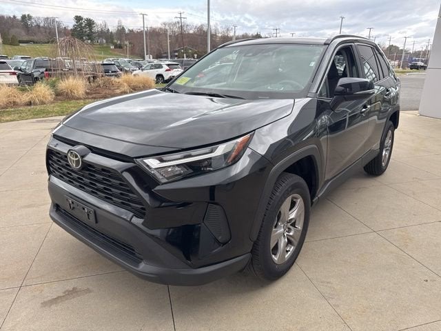 2025 Toyota RAV4 XLE AWD
