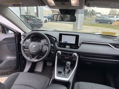 2025 Toyota RAV4 XLE AWD