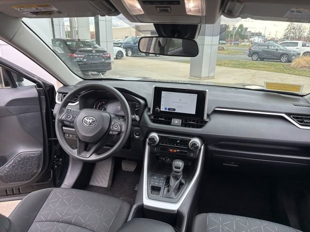 2025 Toyota RAV4 XLE AWD