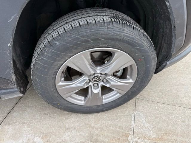 2025 Toyota RAV4 XLE AWD