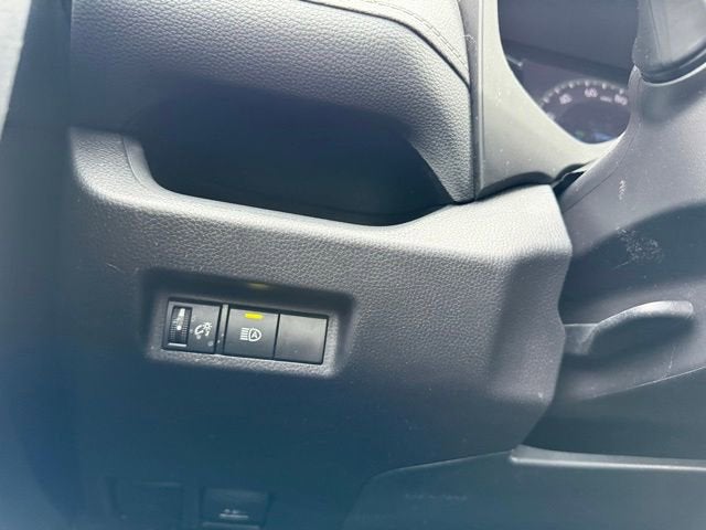 2025 Toyota RAV4 XLE AWD