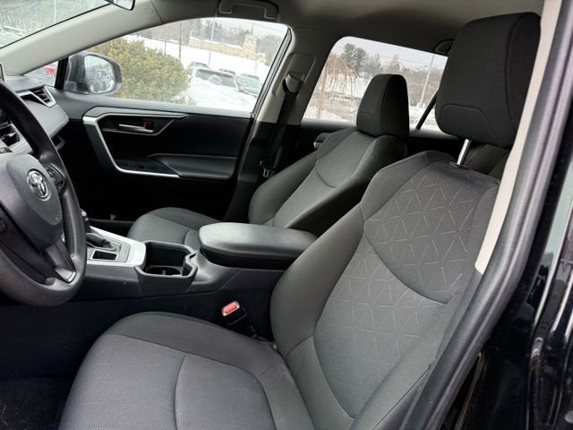 2025 Toyota RAV4 XLE AWD