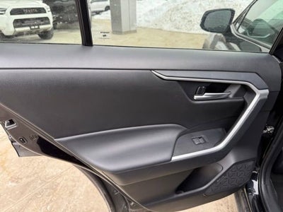 2025 Toyota RAV4 XLE AWD