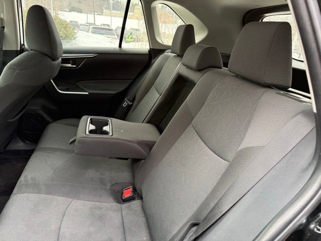 2025 Toyota RAV4 XLE AWD