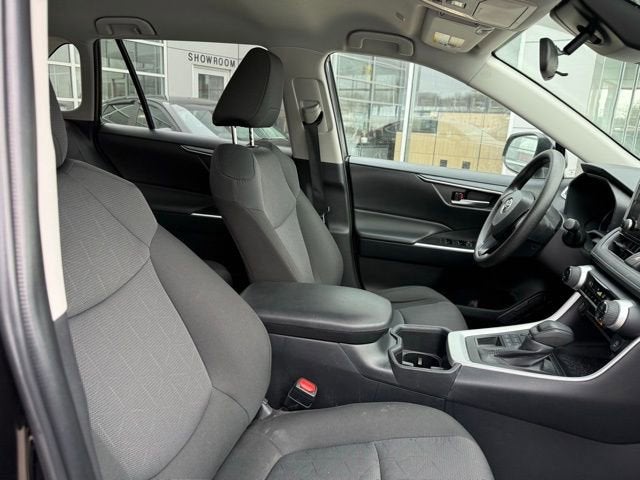 2025 Toyota RAV4 XLE AWD