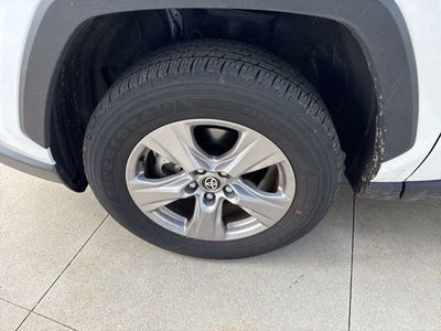 2025 Toyota RAV4 XLE AWD